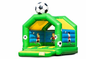 Standaard springkussens kopen in opvallende kleuren met bovenop een groot 3D voetbal object voor kinderen. Bestel springkastelen online bij JB Inflatables Nederland