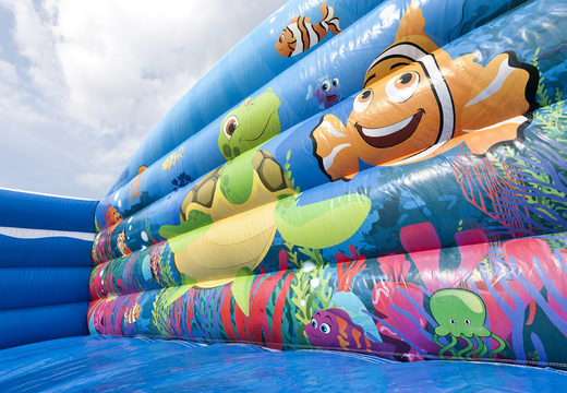 Nadmuchiwana zjeżdżalnia Seaworld z zabawnymi figurkami 3D i kolorowymi nadrukami dla dzieci. Kup nadmuchiwane zjeżdżalnie online w JB Dmuchańce Polska