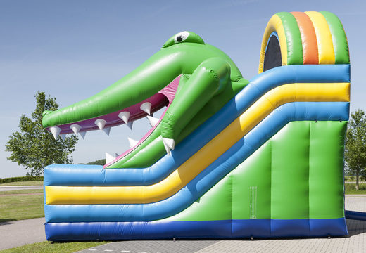 Nadmuchiwana zjeżdżalnia z motywem krokodyla z brodzikiem, imponującym obiektem 3D, świeżymi kolorami i przeszkodą 3D dla dzieci. Zamów nadmuchiwane zjeżdżalnie już teraz online w JB Dmuchańce Polska
