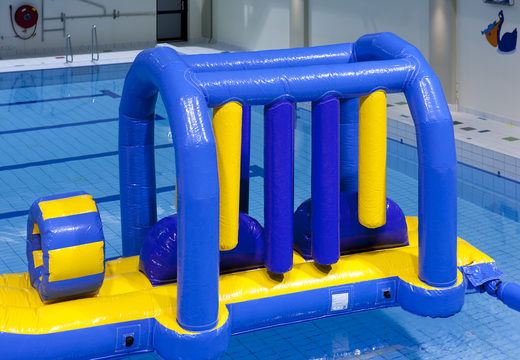 Zdobądź nadmuchiwany tor przeszkód w grze Swimming Pool Run Sea Horse z zabawnymi przedmiotami dla małych i dużych. Zamów nadmuchiwane tory przeszkód online już teraz w JB Dmuchańce Polska