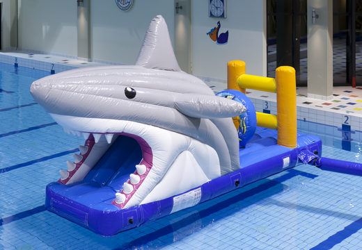 Zamów nadmuchiwaną, hermetyczną zjeżdżalnię basenową z motywem rekina dla młodszych i starszych. Kup nadmuchiwane gry w bilard już teraz online na JB Dmuchańce Polska