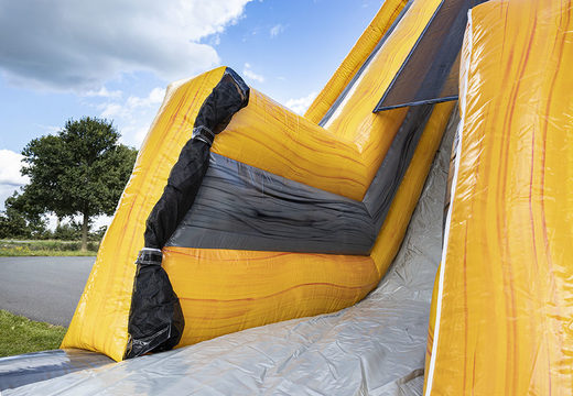 Kup Inflatable base jump pro slide o wysokości 4 i 6 metrów dla młodych i starszych. Zamów nadmuchiwaną atrakcję już teraz online w JB Dmuchańce Polska