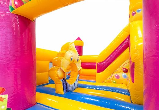 Nadmuchiwany zamek Funcity ze zjeżdżalnią w środku, obiektem 3D na powierzchni do skakania i zabawnym projektem imprezowym dla dzieci. Zamów dmuchane zamki online w JB Dmuchańce Polska