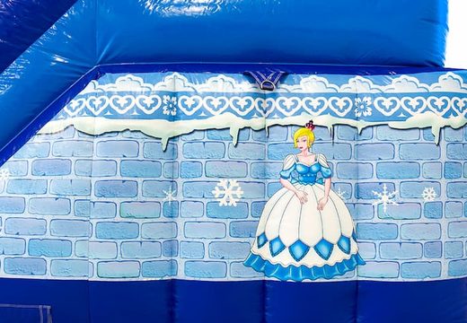Wielofunkcyjny dmuchany zamek księżniczki Funcity w kolorze niebieskim ze zjeżdżalnią, obiektem 3D na powierzchni do skakania i zabawnym pirackim wzorem dla dzieci. Kup dmuchane zamki online w JB Dmuchańce Polska