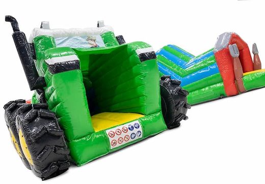 Kup nadmuchiwany zamek z długim tunelem i wewnętrzną zjeżdżalnią w motywie farmy z traktorem 3D do zabaw i ślizgów dla dzieci.Zamów online trwałe dmuchane zamki obiekty w JB Dmuchance
