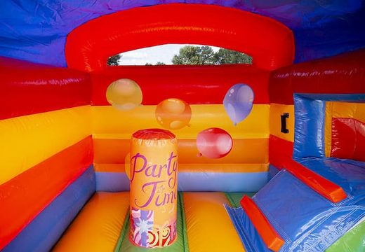 Mini nadmuchiwany zamek ze zjeżdżalnią na podwórko w kolorowym motywie z balonami na sprzedaż. Kup dmuchane zamki w JB Dmuchańce Polska online