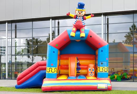 Zamów zadaszony wielofunkcyjny dmuchany zamek ze zjeżdżalnią w motywie klauna z obiektem 3D na górze dla małych i starszych dzieci. Kup dmuchane zamki do skakania online w JB Dmuchańce Polska