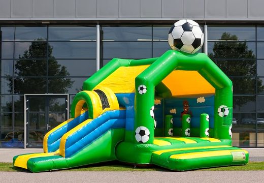 Zamów zadaszony wielofunkcyjny leżaczek ze zjeżdżalnią w motywie piłki nożnej z obiektem 3D na górze dla małych i starszych dzieci. Kup nadmuchiwane leżaczki online w JB Dmuchańce Polska