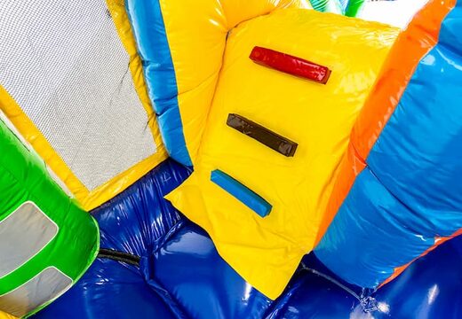 Wielofunkcyjny domek ze zjeżdżalnią ze zjeżdżalnią, zabawnymi obiektami na powierzchni do skakania i efektownymi obiektami 3D dla dzieci. Zamów nadmuchiwane domy do skakania online w JB Dmuchańce Polska