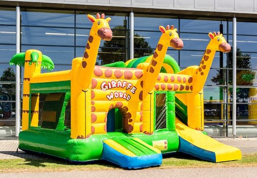 Zamów średni dmuchany zamek żyrafa ze zjeżdżalnią dla dzieci. Kup dmuchane zamki do skakania online w JB Dmuchańce Polska