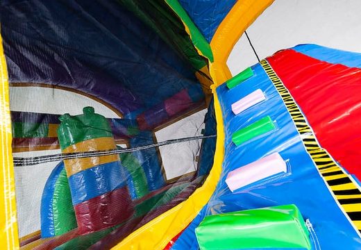 Wielofunkcyjny bramkarz z superblokami ze zjeżdżalnią i obiektami 3D w środku dla dzieci. Kup nadmuchiwane leżaczki online w JB Dmuchańce Polska