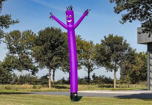 Standardowa tańcząca na wietrze tuba skydancer z wesołą twarzą o wysokości 6 lub 8 metrów w kolorze fioletowym na sprzedaż w JB Dmuchańce Polska Zamów skytube z szybką realizacją bezpośrednio online