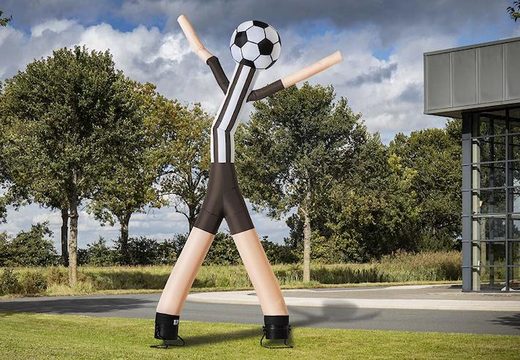 Kup skyman z 2 nogami i kulą 3D o wysokości 6 m w czerni i bieli online w JB Dmuchańce Polska. Zamów tego skydancers bezpośrednio z naszego magazynu