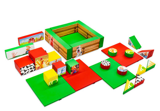Zestaw zabaw XL w klimacie farmy z kolorowymi klockami do zabawy